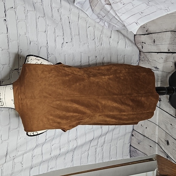 Chico's Faux Suede Open Front Vest Brown Size Small - Picture 2 of 5